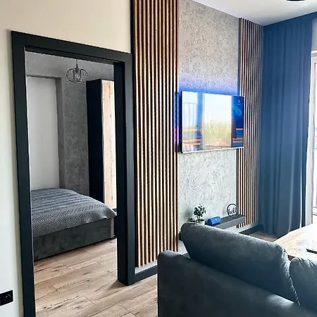 아파트 Apartloft 64 *