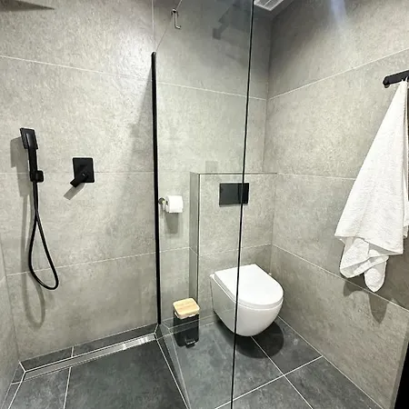 Apartloft 64 *